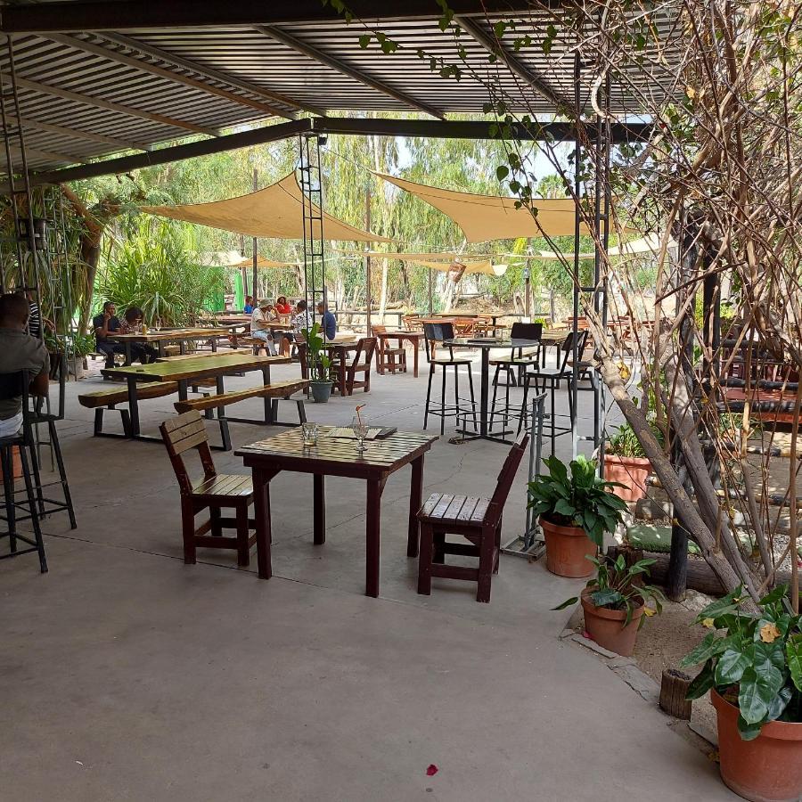 Bed and Breakfast Ondangwa Rest Camp Экстерьер фото